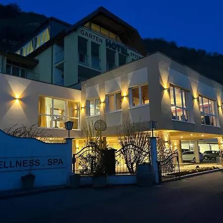 Gartenhotel & Weingut Pfeffel Hotel