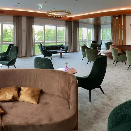 Hotel Gartenhotel & Weingut Pfeffel