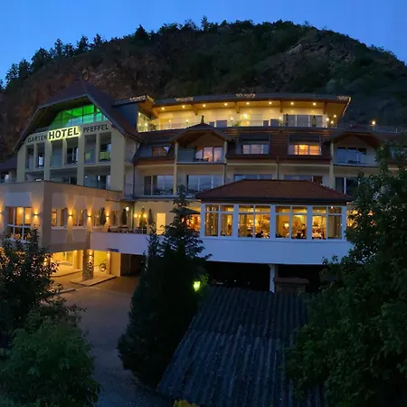 Ξενοδοχείο Gartenhotel & Weingut Pfeffel 4*