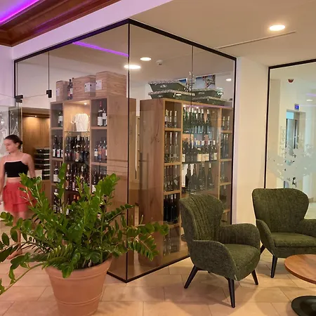 Gartenhotel & Weingut Pfeffel Hotel Dürnstein