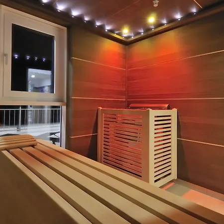 ガルテンホテル ＆ ヴァイングート フェフェル