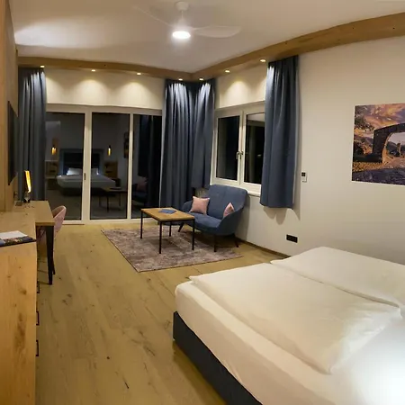Hotel Gartenhotel&weingut Pfeffel