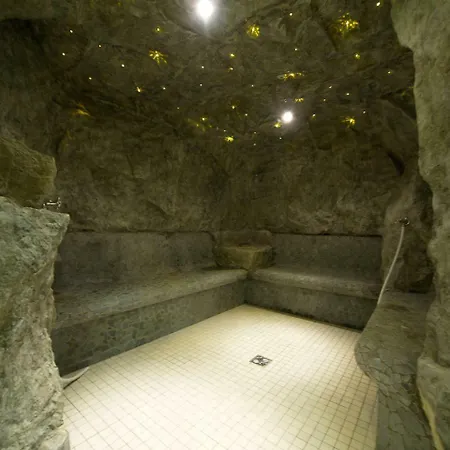 ホテル ガルテンホテル ＆ ヴァイングート フェフェル デュルンシュタイン