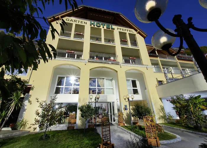 Hotel Gartenhotel & Weingut Pfeffel 4*