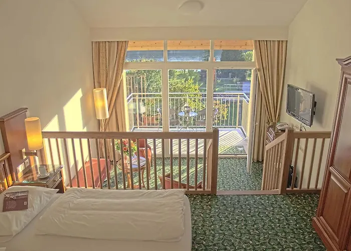 Gartenhotel & Weingut Pfeffel 4* Dürnstein