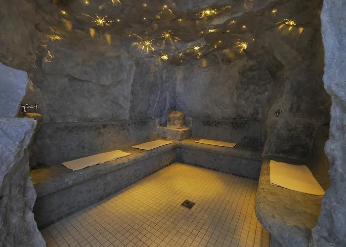 Gartenhotel & Weingut Pfeffel 4*